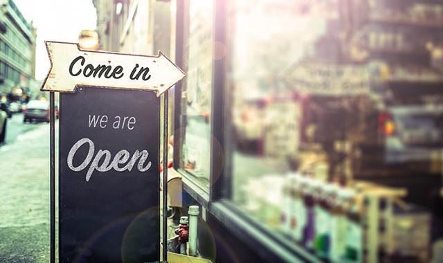 Insegne negozi: come sceglierla e come funziona la tassazione