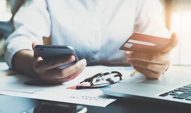 Pagamenti elettronici: cosa devi sapere per scegliere la migliore soluzione